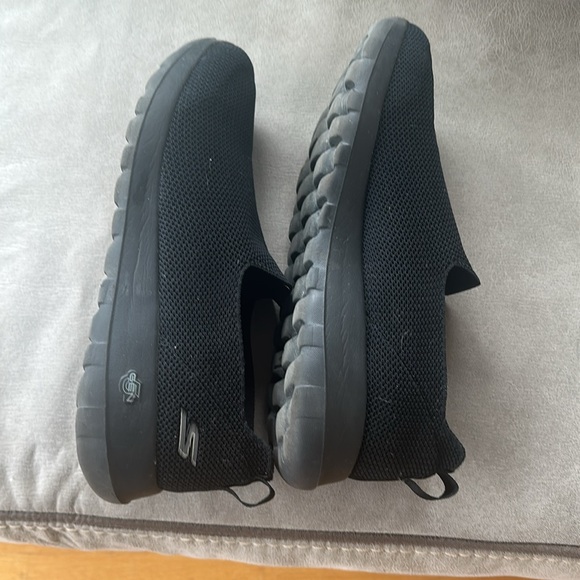 Black Slip-On Men\'s Shoes